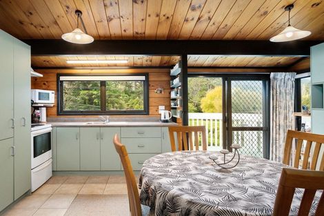 Photo of property in 162 Tapu Coroglen Road, Tapu, Thames, 3575