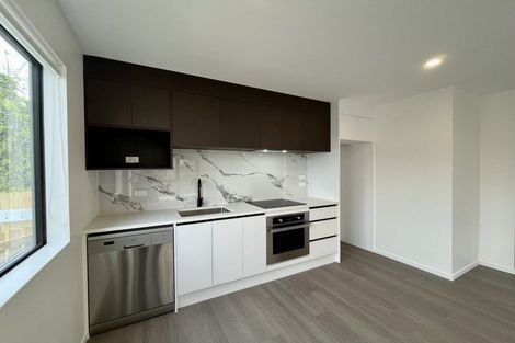 Photo of property in 12a Massine Place, Randwick Park, Auckland, 2105