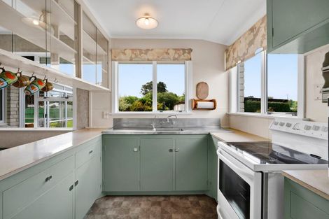 Photo of property in 6 Graham Street, Eltham, 4322