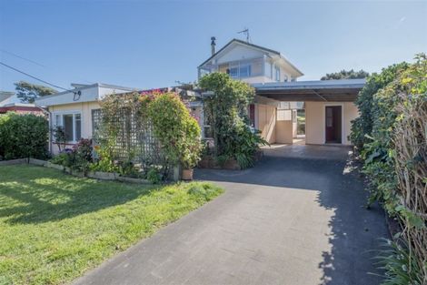 Photo of property in 29 Kapiti Lane, Otaki Beach, Otaki, 5512