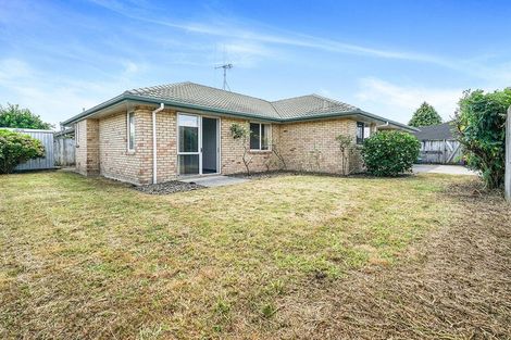 Photo of property in 17 Farnham Close, Rototuna North, Hamilton, 3210