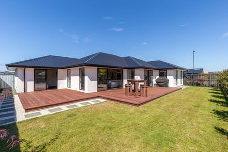 Photo of property in 10 Emma Street, Marshland, Christchurch, 8083