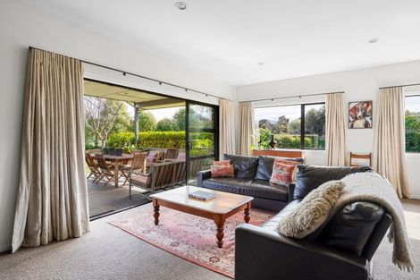 Photo of property in 9 Hikuwai Drive, Albert Town, Wanaka, 9305
