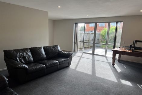 Photo of property in 42 Piko Crescent, Riccarton, Christchurch, 8041