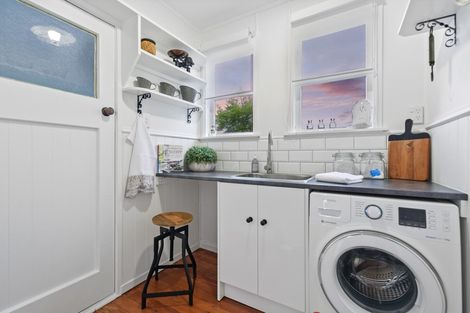 Photo of property in 105 Fairfield Road, Fairfield, Hamilton, 3214