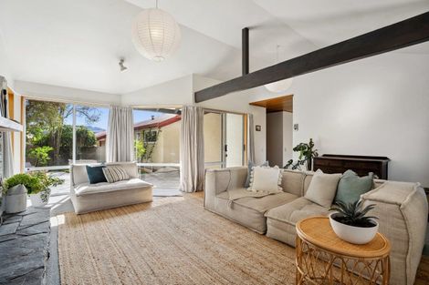 Photo of property in 15b Heuchan Lane, Wanaka, 9305