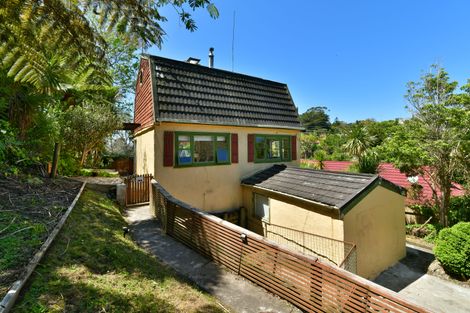 Photo of property in 15 Maori Hut Road, Red Beach, 0932