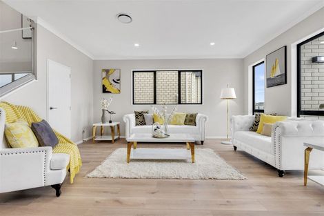 Photo of property in 5 Elevation Street, Flat Bush, Auckland, 2019