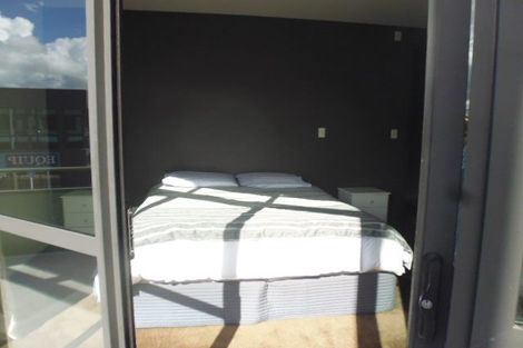 Photo of property in Petone Dental Centre, 8/374 Jackson Street, Petone, Lower Hutt, 5012