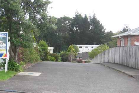Photo of property in 24a Eastglen Road, Glen Eden, Auckland, 0602
