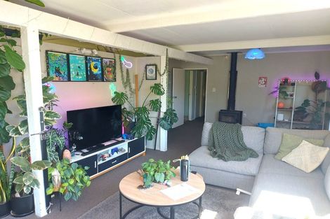 Photo of property in 32 Holborn Drive, Stokes Valley, Lower Hutt, 5019