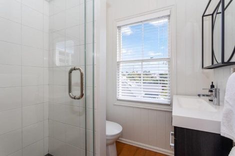 Photo of property in 8a Alberon Street, Parnell, Auckland, 1052