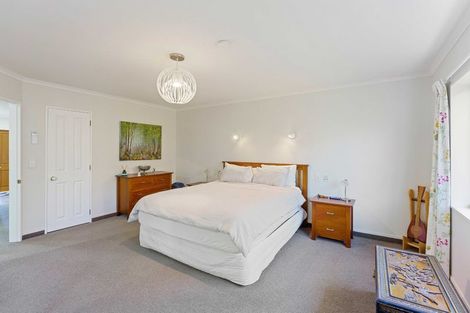 Photo of property in 3 Te Ropata Place, Waikanae Beach, Waikanae, 5036