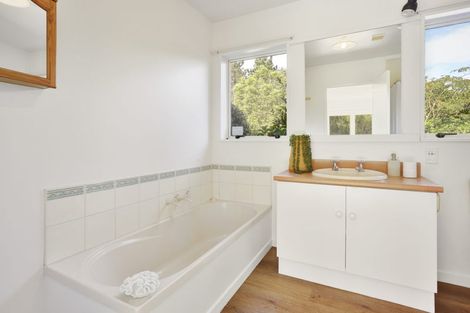 Photo of property in 1744 Tram Road, Swannanoa, Rangiora, 7475