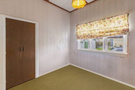 Photo of property in 11 Moeller Street, Taradale, Napier, 4112