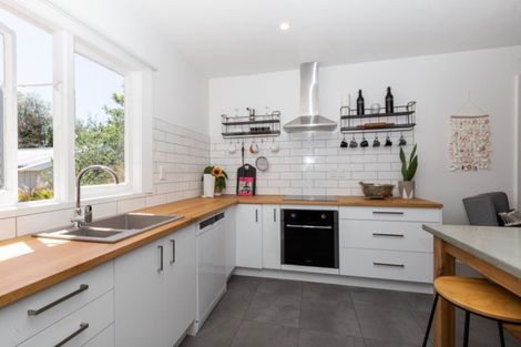 Photo of property in 11 Julius Terrace, Richmond, Christchurch, 8013