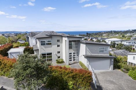 Photo of property in 33 Caldera Drive, Long Bay, Auckland, 0630