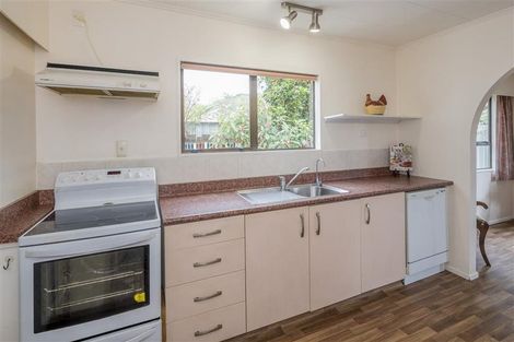 Photo of property in 80b Elizabeth Street, Waikanae, 5036