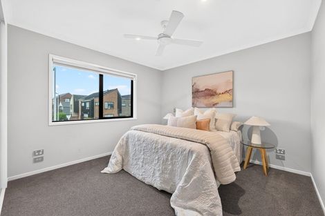Photo of property in 2 Poaka Road, Hobsonville, Auckland, 0616