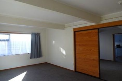 Photo of property in 1a Tralee Place, Johnsonville, Wellington, 6037