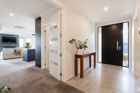 Photo of property in 42 Heathfield Drive, Mosgiel, 9024