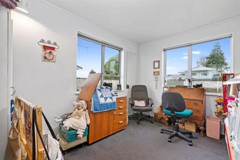 Photo of property in 32 Baird Road, Tokoroa, 3420