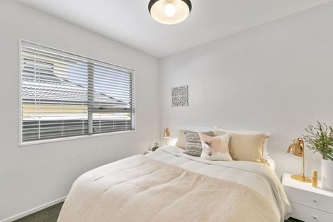 Photo of property in 74 Kentwood Drive, Woodridge, Wellington, 6037