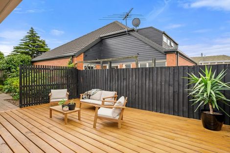 Photo of property in 1/180 Avonhead Road, Avonhead, Christchurch, 8042