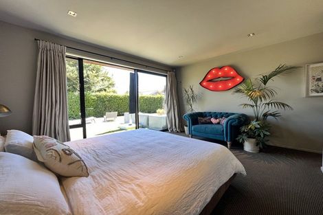 Photo of property in 1 Buckler Court, Jacks Point, Queenstown, 9371