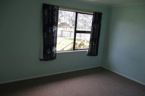 Photo of property in 312 Arapaepae Road South, Levin, 5571