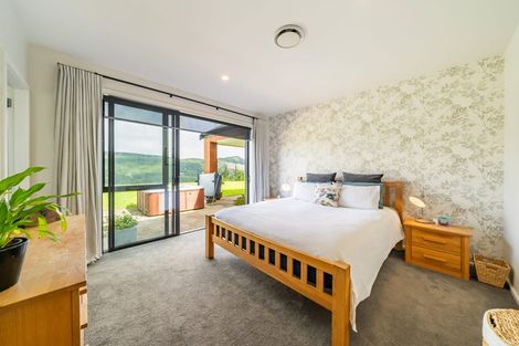 Photo of property in 46 Crest Road, Akatarawa, Upper Hutt, 5372