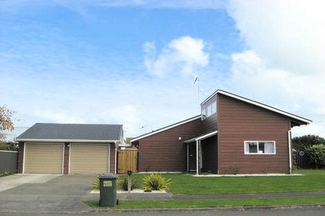 Photo of property in 8 Akepiro Place, Tawhero, Whanganui, 4501