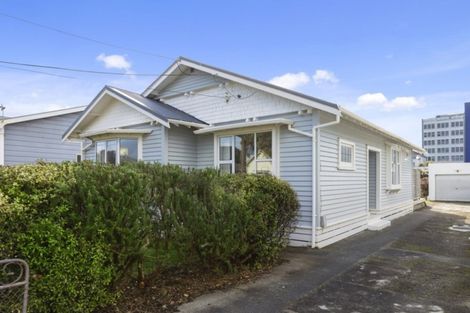 Photo of property in 25 Elizabeth Street, Petone, Lower Hutt, 5012