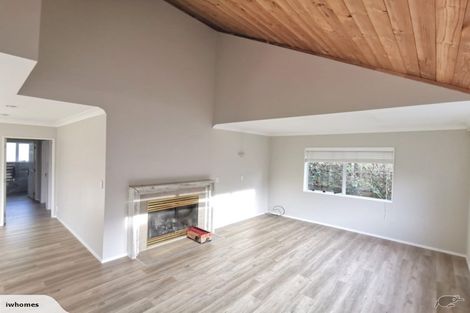 Photo of property in 7 Tarnica Road, Northpark, Auckland, 2013