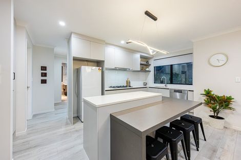 Photo of property in 12 Hopetea Street, Long Bay, Auckland, 0630