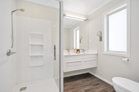 Photo of property in 328 Lakes Boulevard, Pyes Pa, Tauranga, 3112