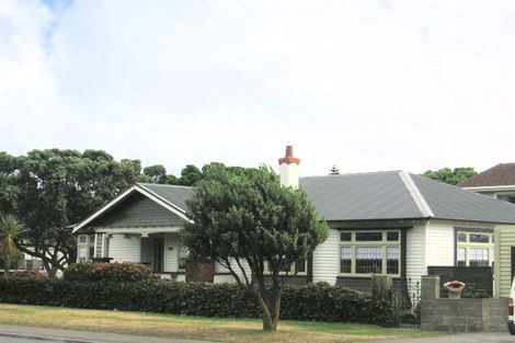 Photo of property in 1 Para Street, Miramar, Wellington, 6022