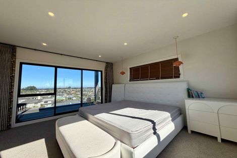 Photo of property in 34 Aldon Lane, Totara Park, Auckland, 2105