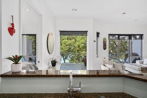 Photo of property in 1/7 The Promenade, Takapuna, Auckland, 0622