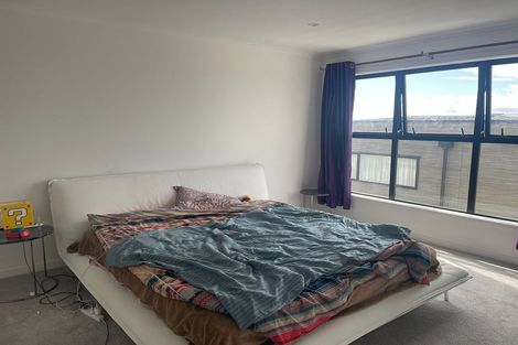 Photo of property in 5 Awakirihi Close, Shamrock Park, Auckland, 2016