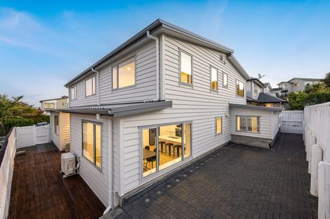 Photo of property in 3 Tuangi Street, Long Bay, Auckland, 0630