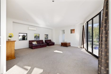 Photo of property in 72 Glenstrae Road, Redcliffs, Christchurch, 8081