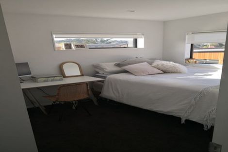 Photo of property in 21c Chippendale Crescent, Birkdale, Auckland, 0626