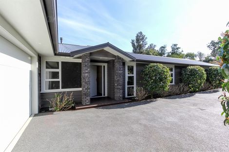 Photo of property in 15 Adam Lile Drive, Highlands Park, New Plymouth, 4312