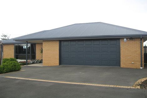 Photo of property in 54 Uxbridge Street, Redwood, Christchurch, 8051