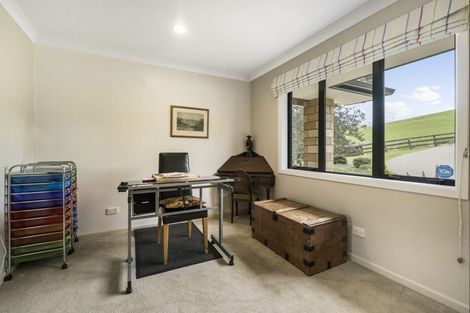 Photo of property in 45a Medhurst Road, Bombay, 2675