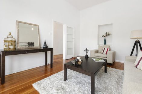 Photo of property in 19 Emerson Street, Berhampore, Wellington, 6023