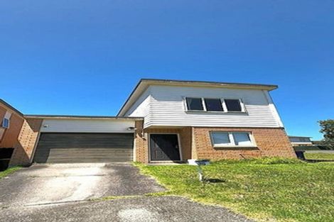 Photo of property in 35 Brashier Circle, Sunnyvale, Auckland, 0612