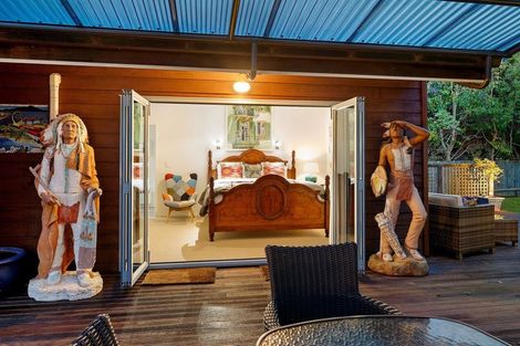 Photo of property in 82 Te Moana Road, Waikanae Beach, Waikanae, 5036