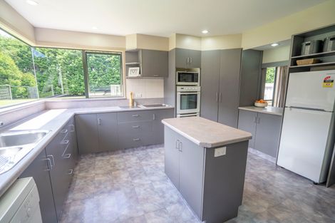 Photo of property in 5 Raeburn Avenue, Otatara, Invercargill, 9879